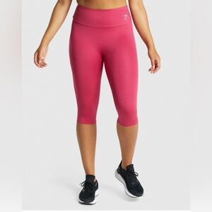 Gymshark Women's TRAINING CROPPED LEGGINGS IN Pink MEDIUM